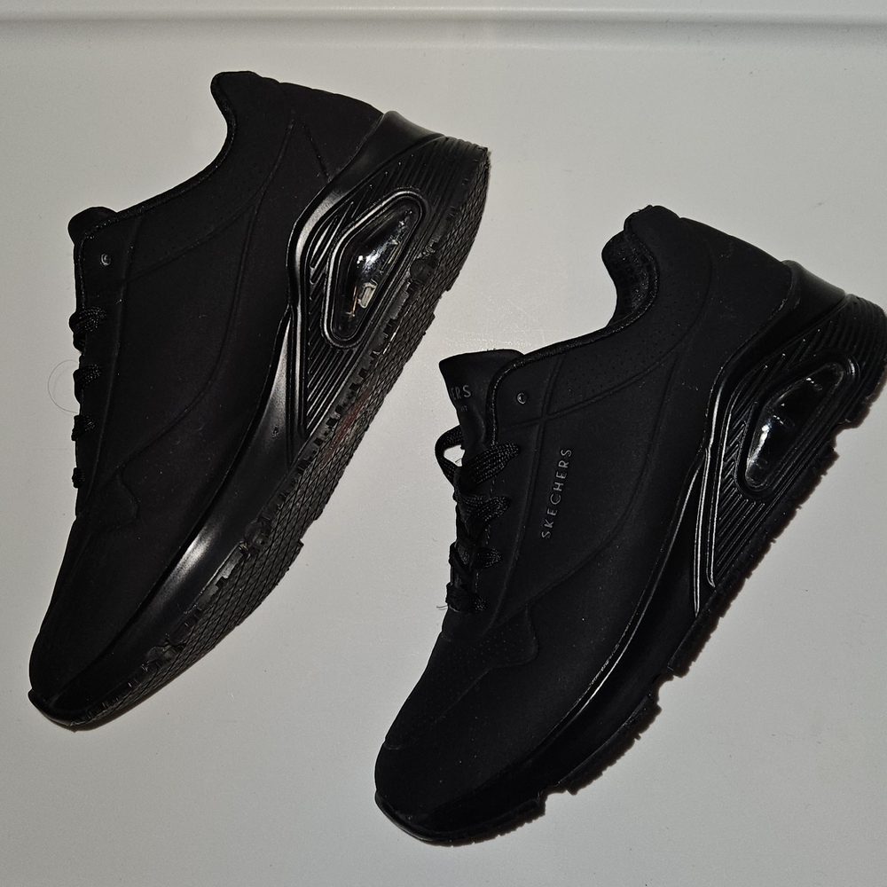 Skechers Women's Work Relaxed Fit: UNO SR Size 6